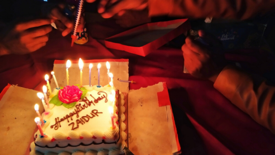 registering domain names (27)